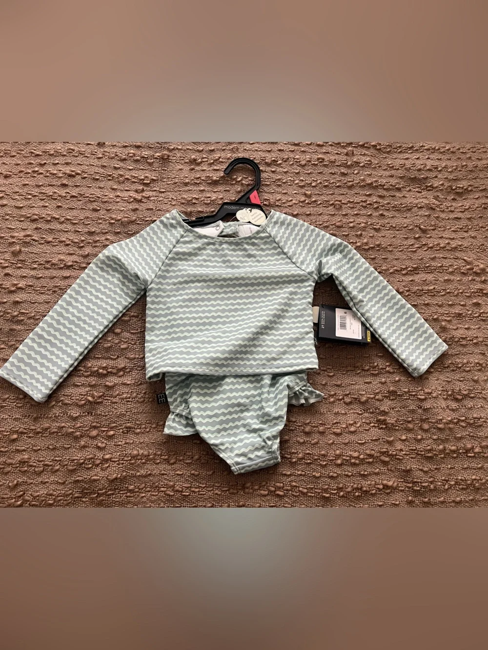 Long Sleeve Baby Rash Guard Set - Mint Chevron NWT 2T